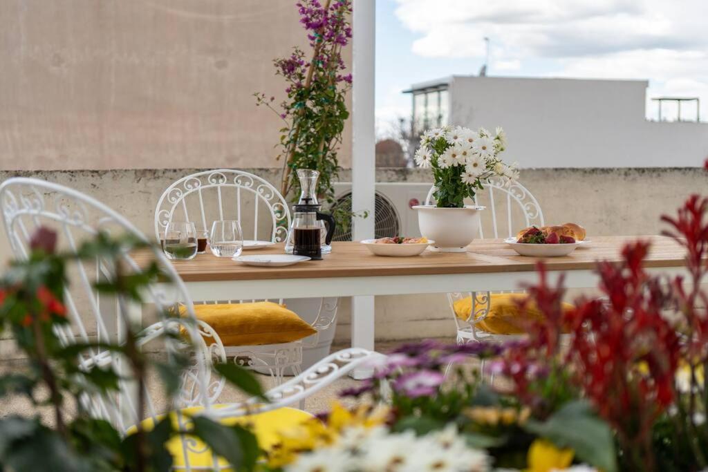 Ebullience - Stylish & Chic Athens Apartment מראה חיצוני תמונה