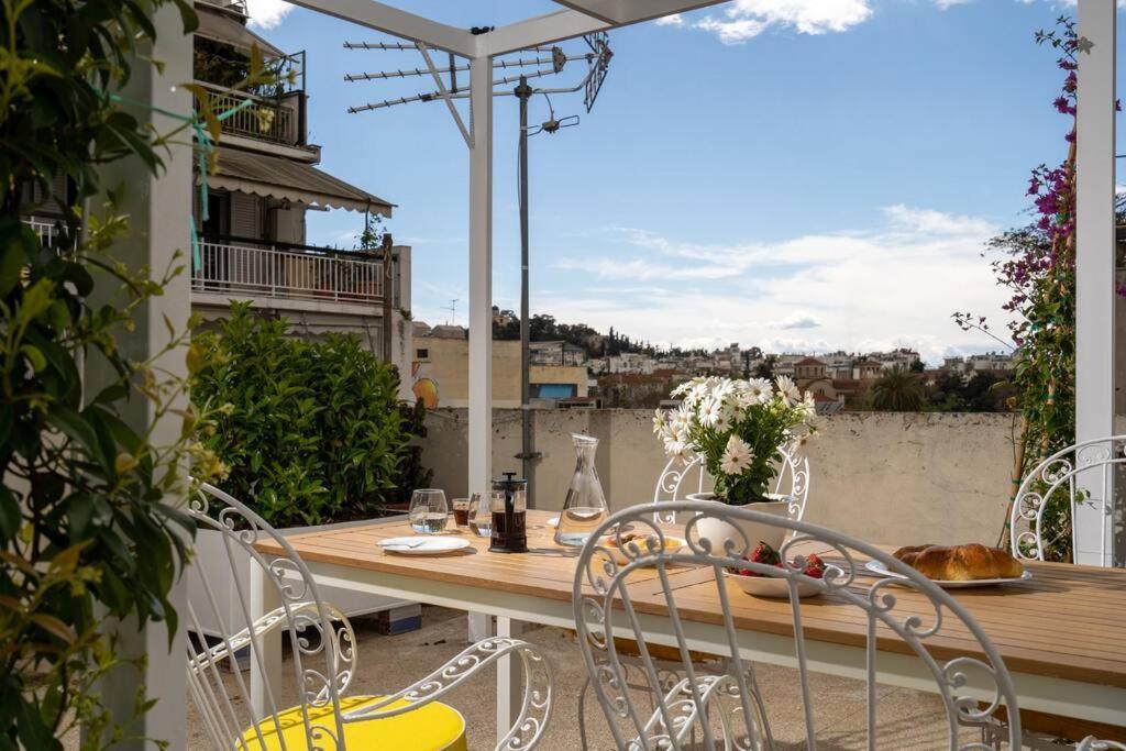 Ebullience - Stylish & Chic Athens Apartment מראה חיצוני תמונה