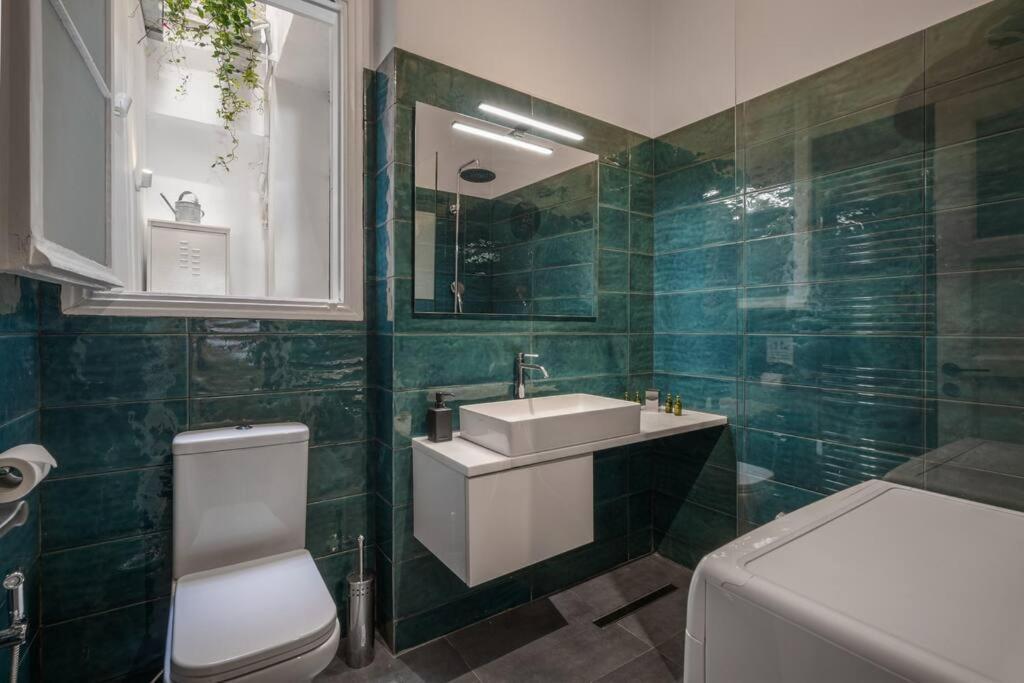 Ebullience - Stylish & Chic Athens Apartment מראה חיצוני תמונה