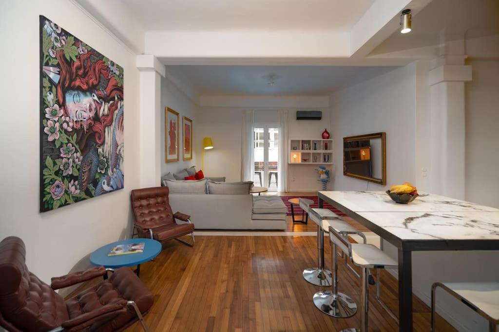 Ebullience - Stylish & Chic Athens Apartment מראה חיצוני תמונה