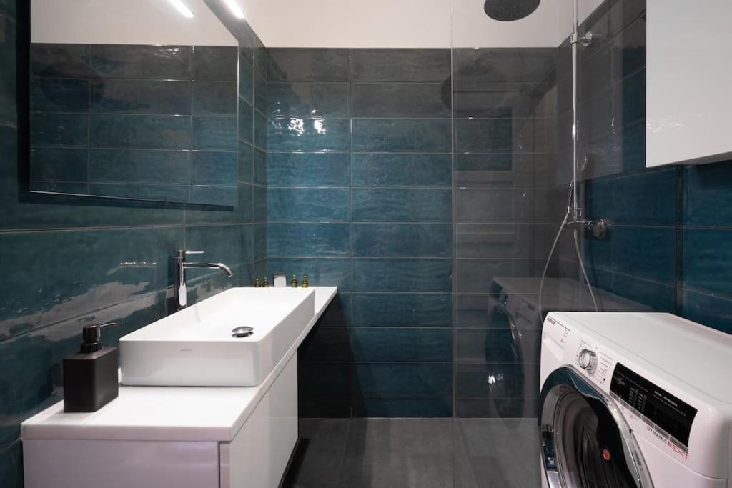 Ebullience - Stylish & Chic Athens Apartment מראה חיצוני תמונה